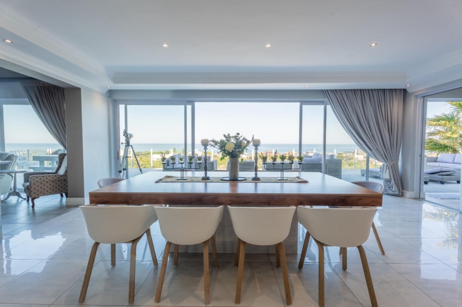 4 Bedroom Property for Sale in Cannon Rocks Eastern Cape